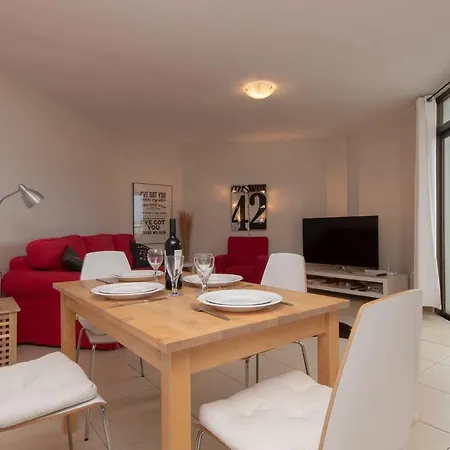 Great 2 Beds Cristianos Apartment *
