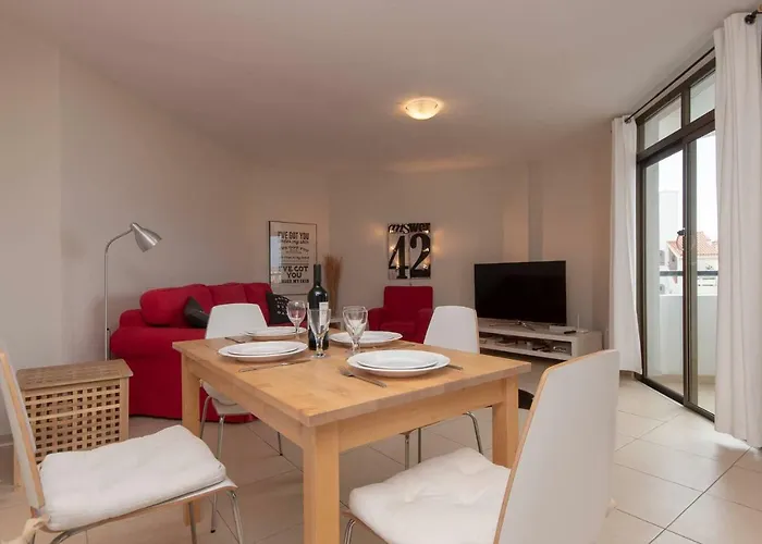 Great 2 Beds Cristianos Apartamento *